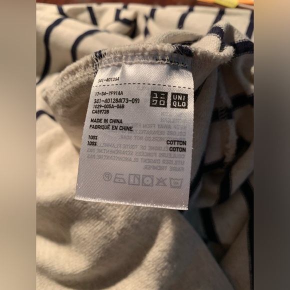 UNIQLO cotton long sleeve Tshirt - Picture 4 of 5